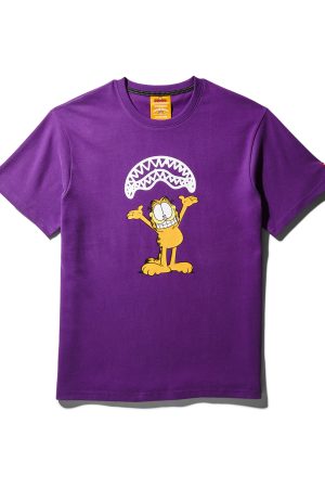 GARFIELD SHARKMOUTH GRAPHIC T-SHIRT (PURPLE)